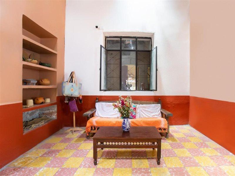 Oyo Hotel Y Restaurante Mitla, Oaxaca Сан-Пабло-Вилья-де-Митла Экстерьер фото