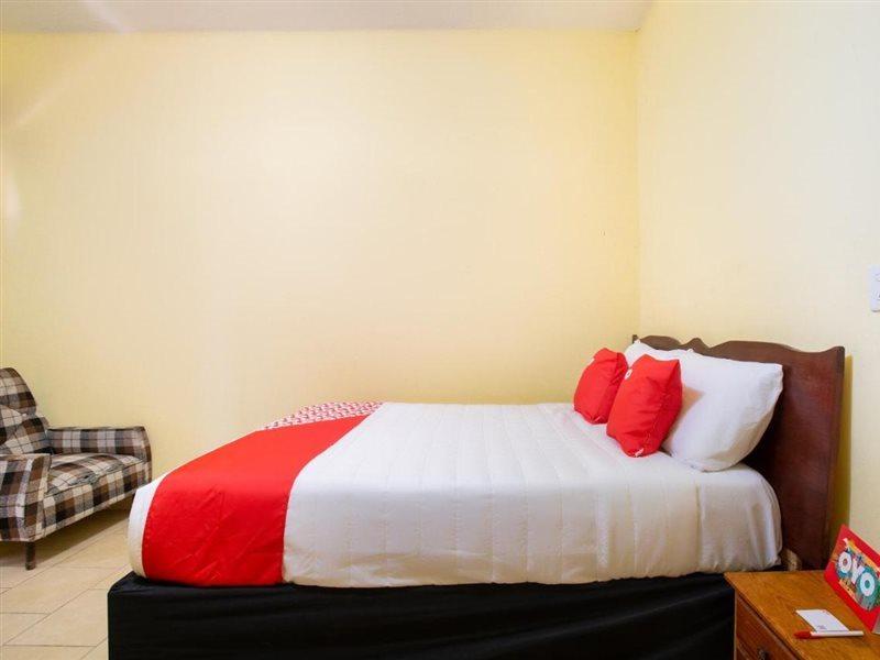 Oyo Hotel Y Restaurante Mitla, Oaxaca Сан-Пабло-Вилья-де-Митла Экстерьер фото