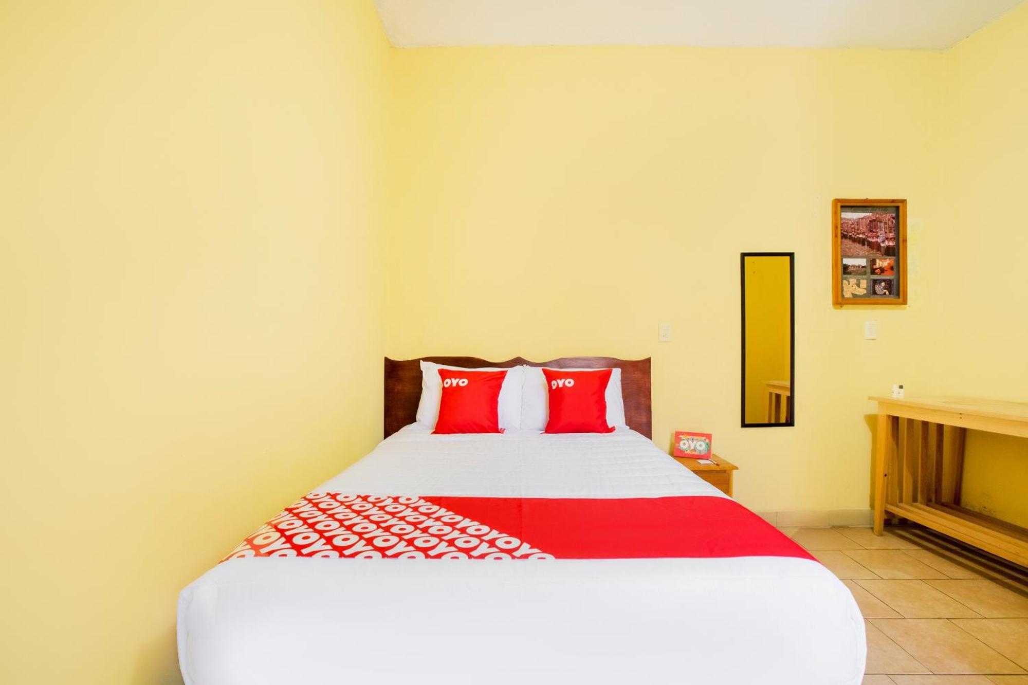 Oyo Hotel Y Restaurante Mitla, Oaxaca Сан-Пабло-Вилья-де-Митла Экстерьер фото