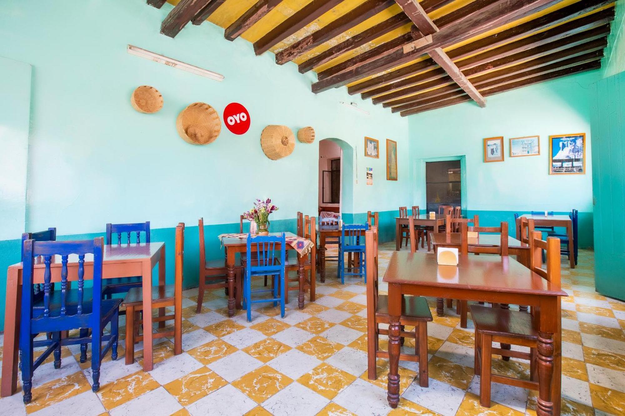 Oyo Hotel Y Restaurante Mitla, Oaxaca Сан-Пабло-Вилья-де-Митла Экстерьер фото