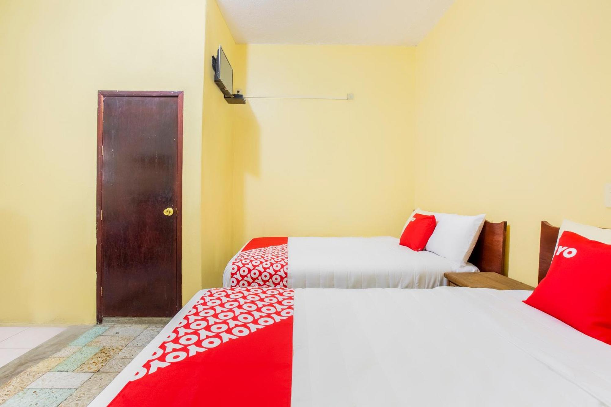 Oyo Hotel Y Restaurante Mitla, Oaxaca Сан-Пабло-Вилья-де-Митла Экстерьер фото