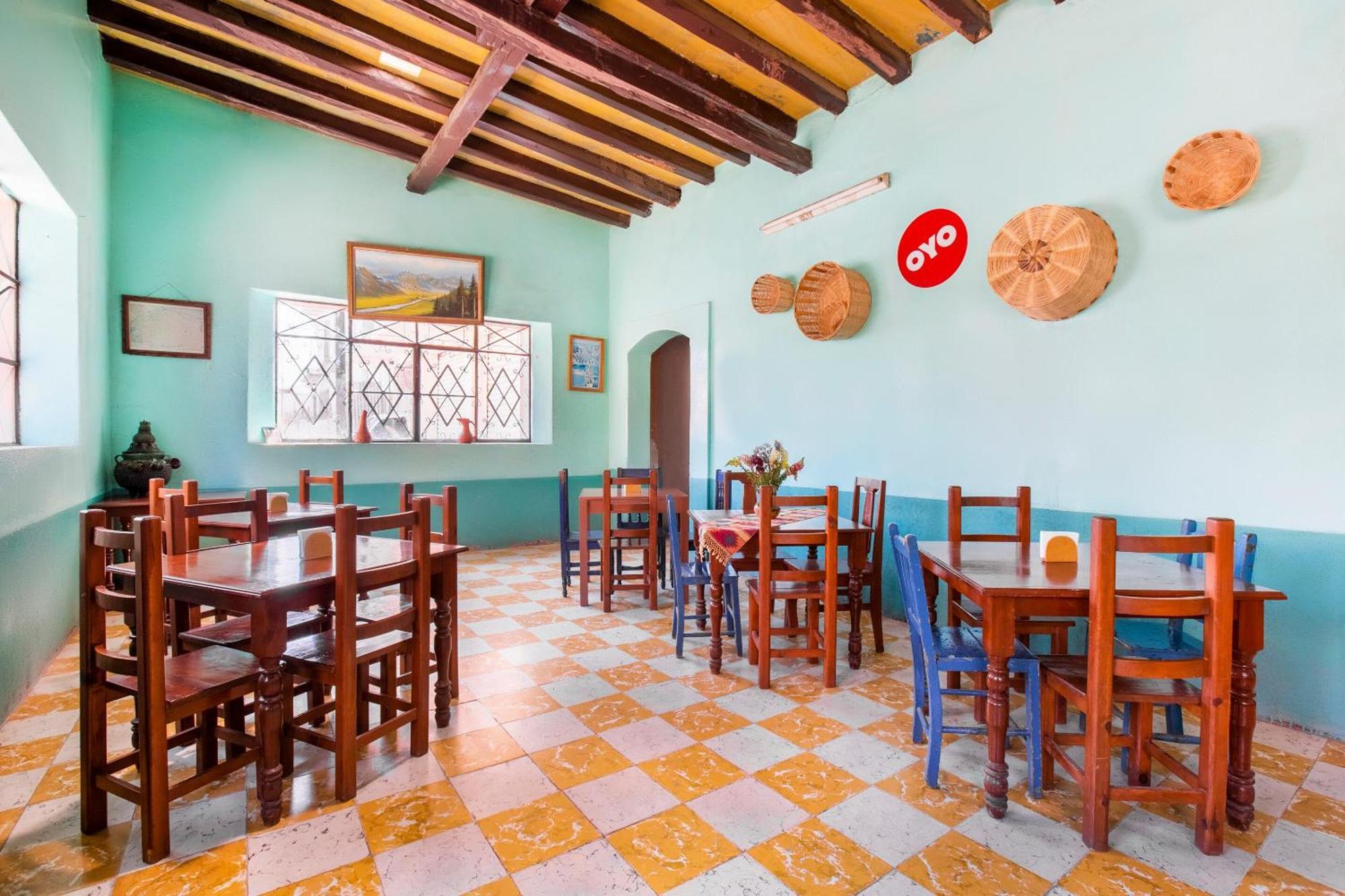 Oyo Hotel Y Restaurante Mitla, Oaxaca Сан-Пабло-Вилья-де-Митла Экстерьер фото