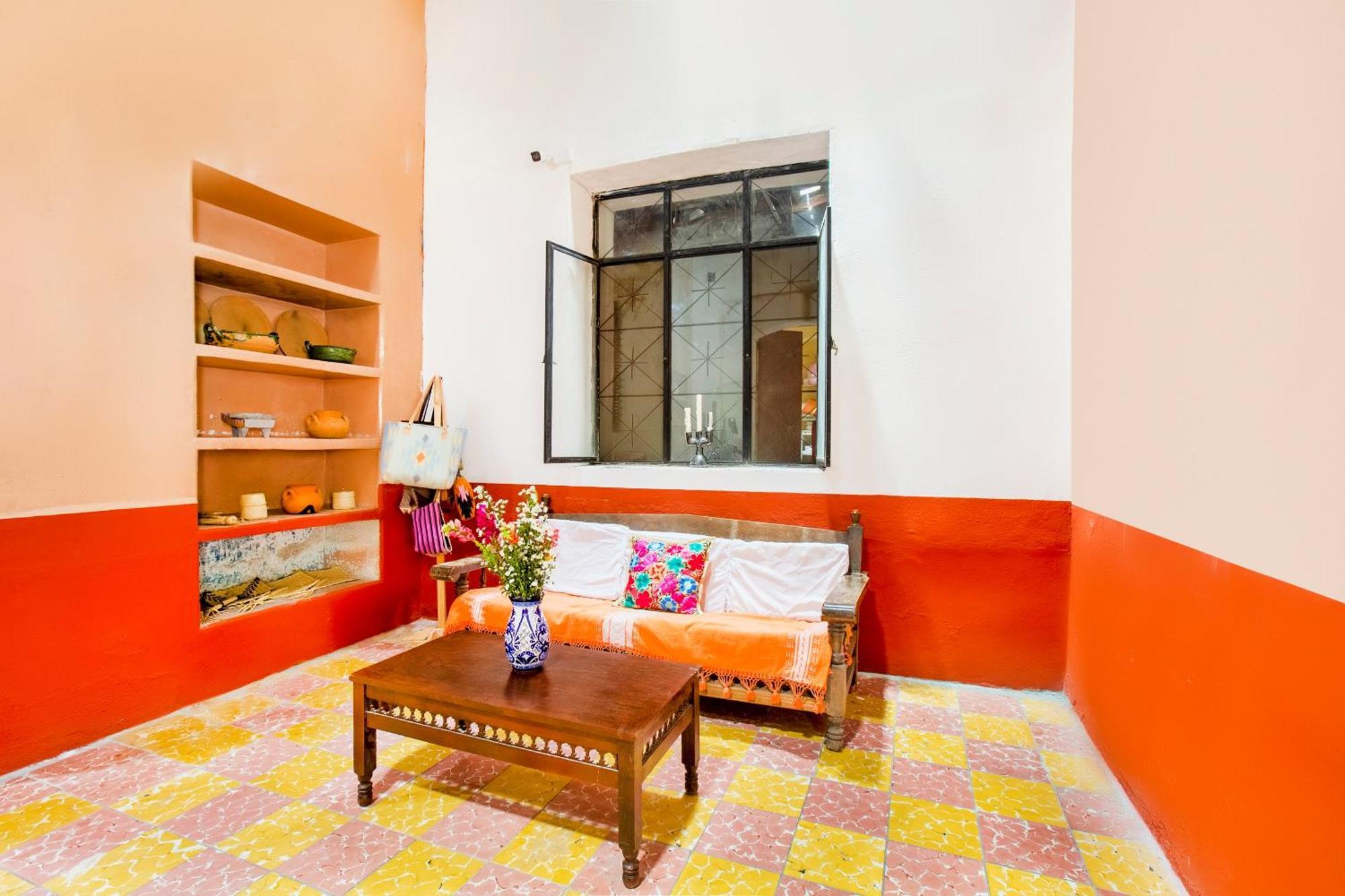 Oyo Hotel Y Restaurante Mitla, Oaxaca Сан-Пабло-Вилья-де-Митла Экстерьер фото