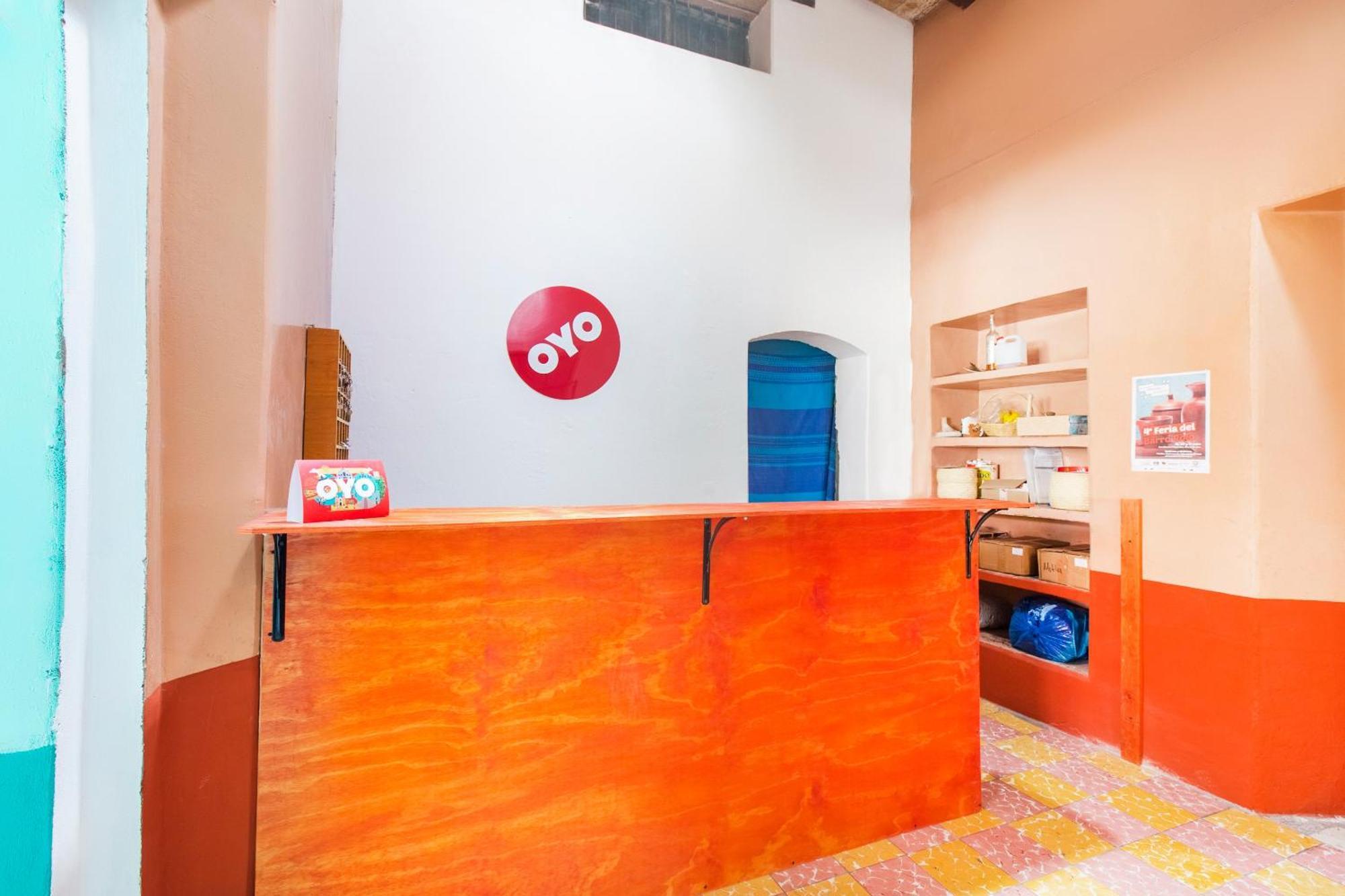 Oyo Hotel Y Restaurante Mitla, Oaxaca Сан-Пабло-Вилья-де-Митла Экстерьер фото